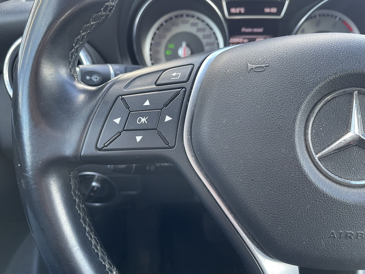 MERCEDES-BENZ CLA 2013