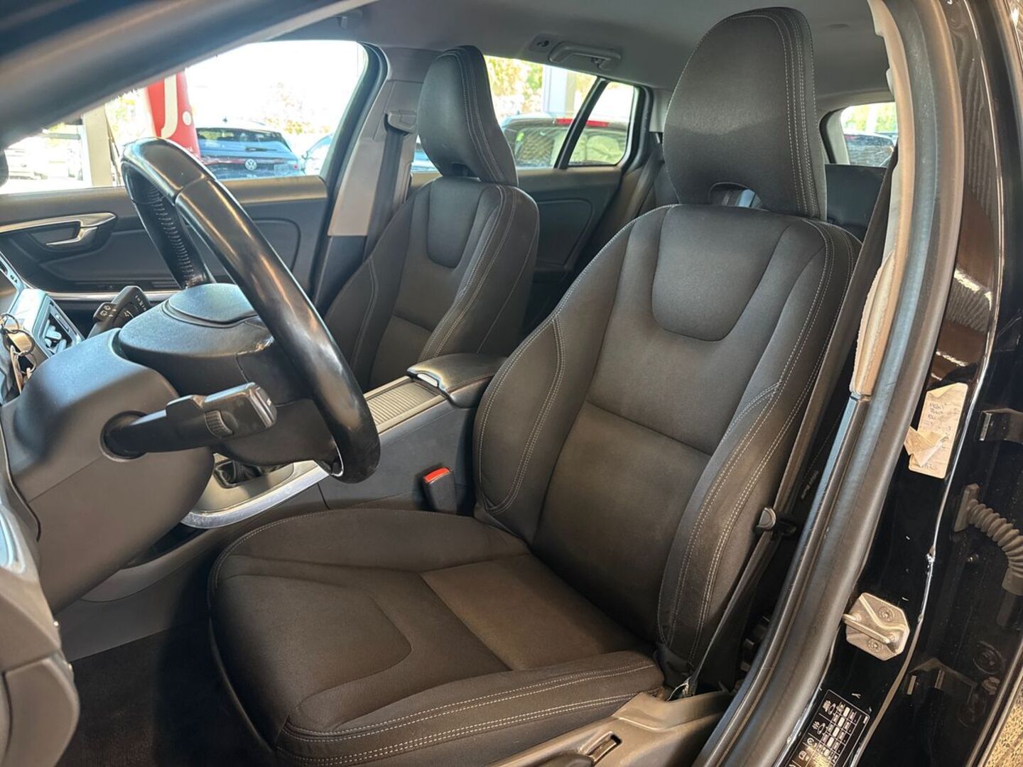 VOLVO V60 21