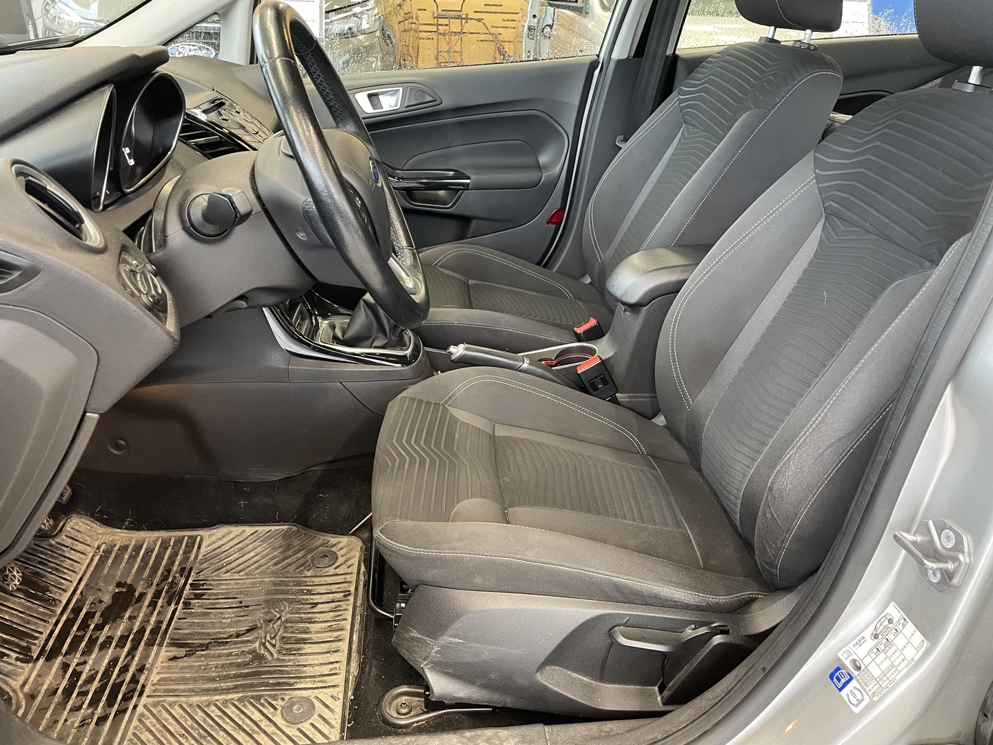 FORD Fiesta 2015