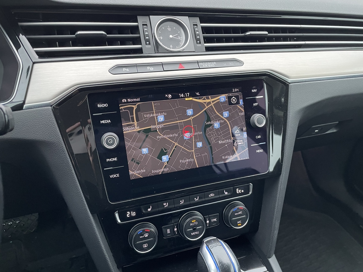 VOLKSWAGEN Passat 2018