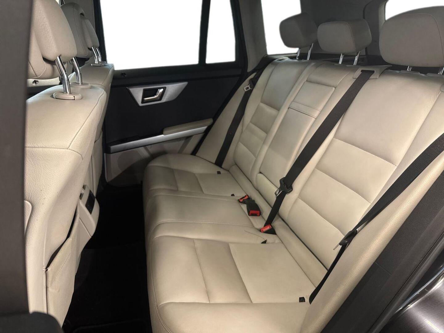 MERCEDES-BENZ GLK 10