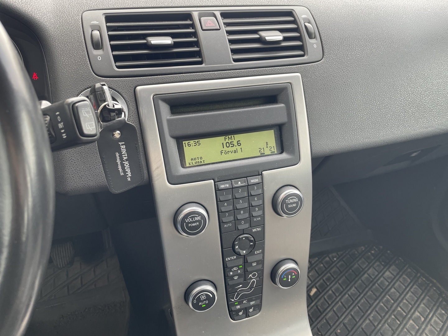 VOLVO V50 2009