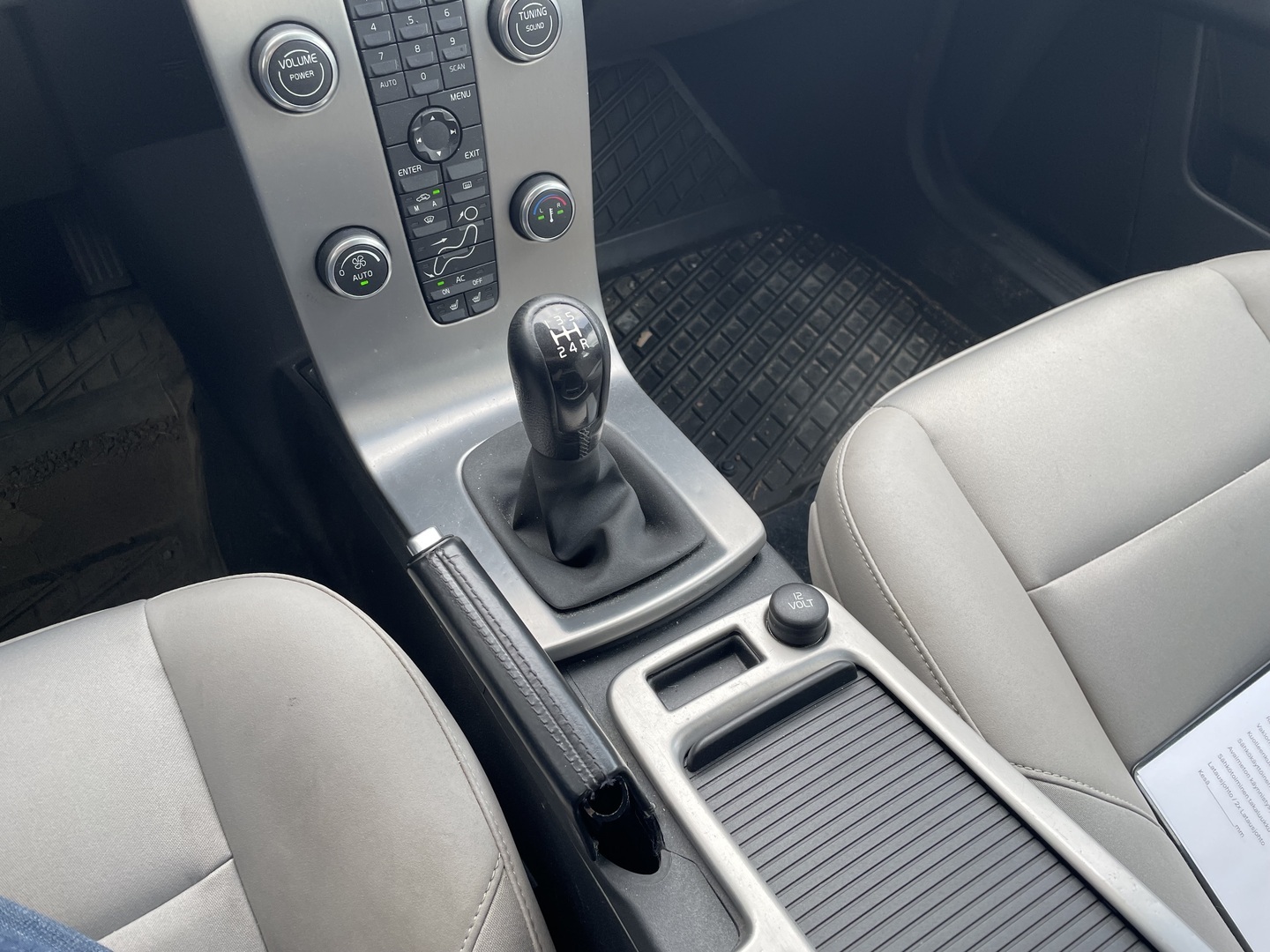 VOLVO V50 2009