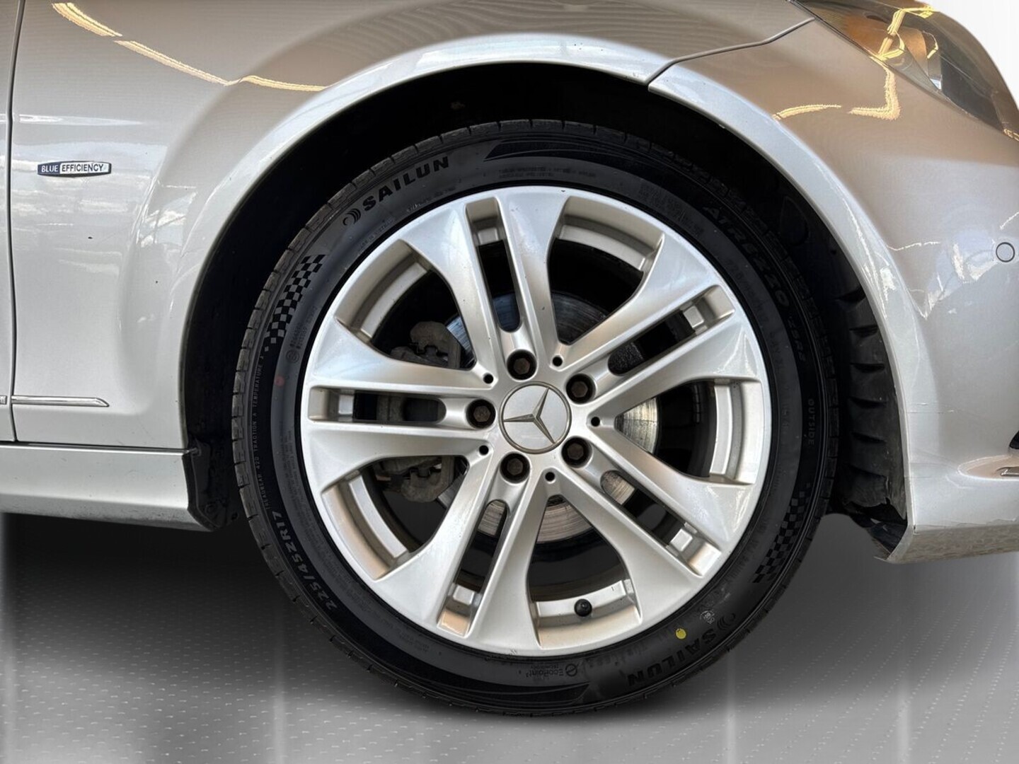 MERCEDES-BENZ C 2011
