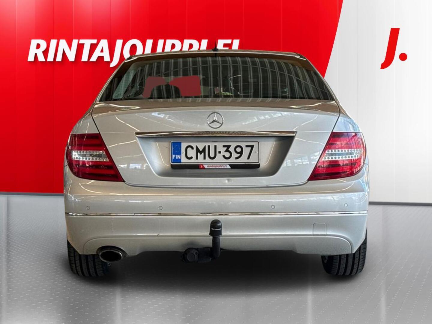 MERCEDES-BENZ C 2011