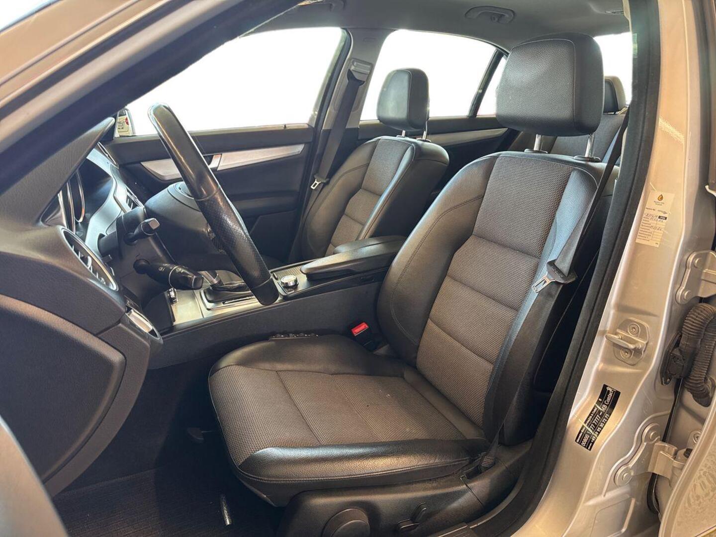 MERCEDES-BENZ C 2011