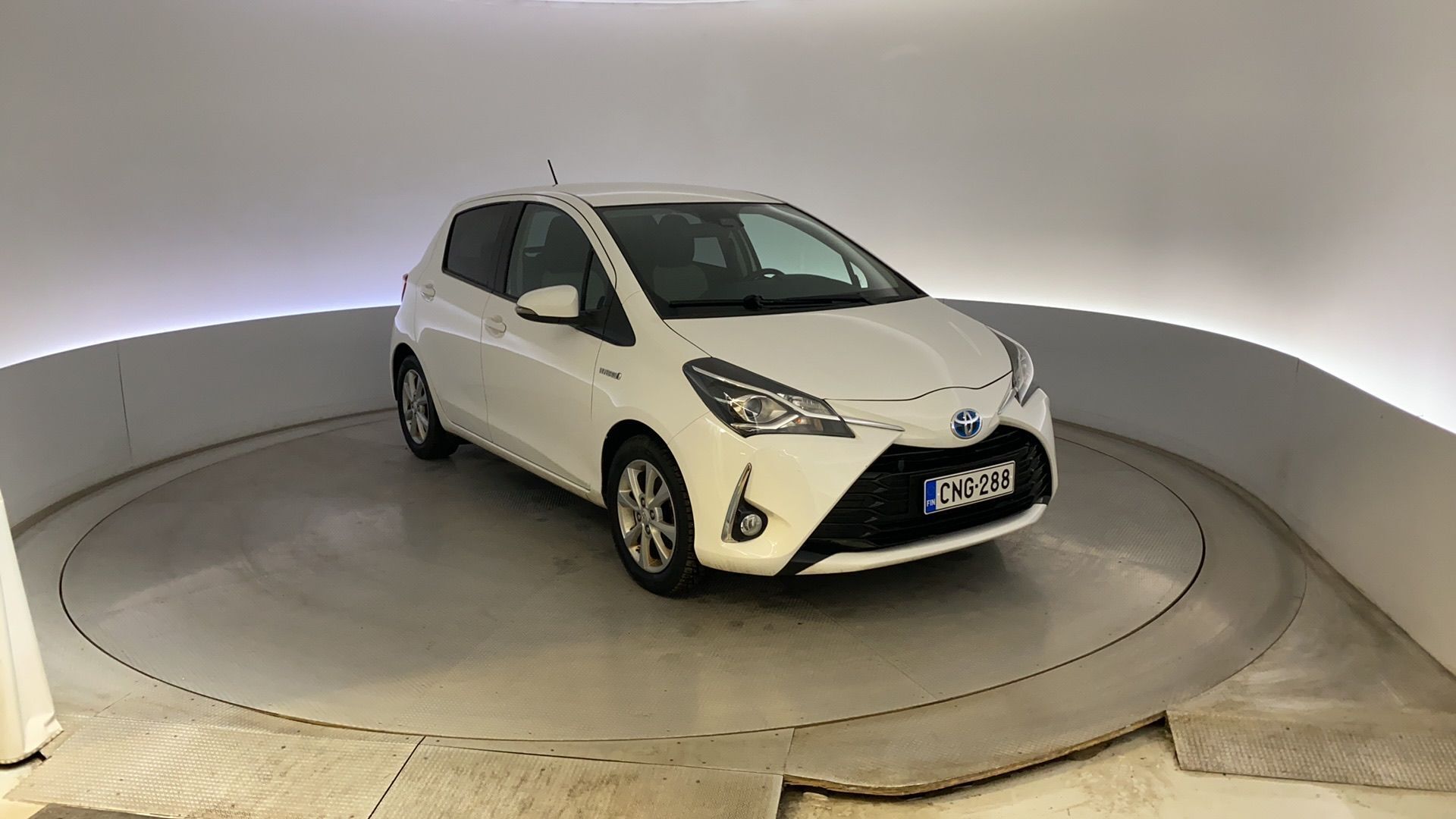 TOYOTA Yaris 2019