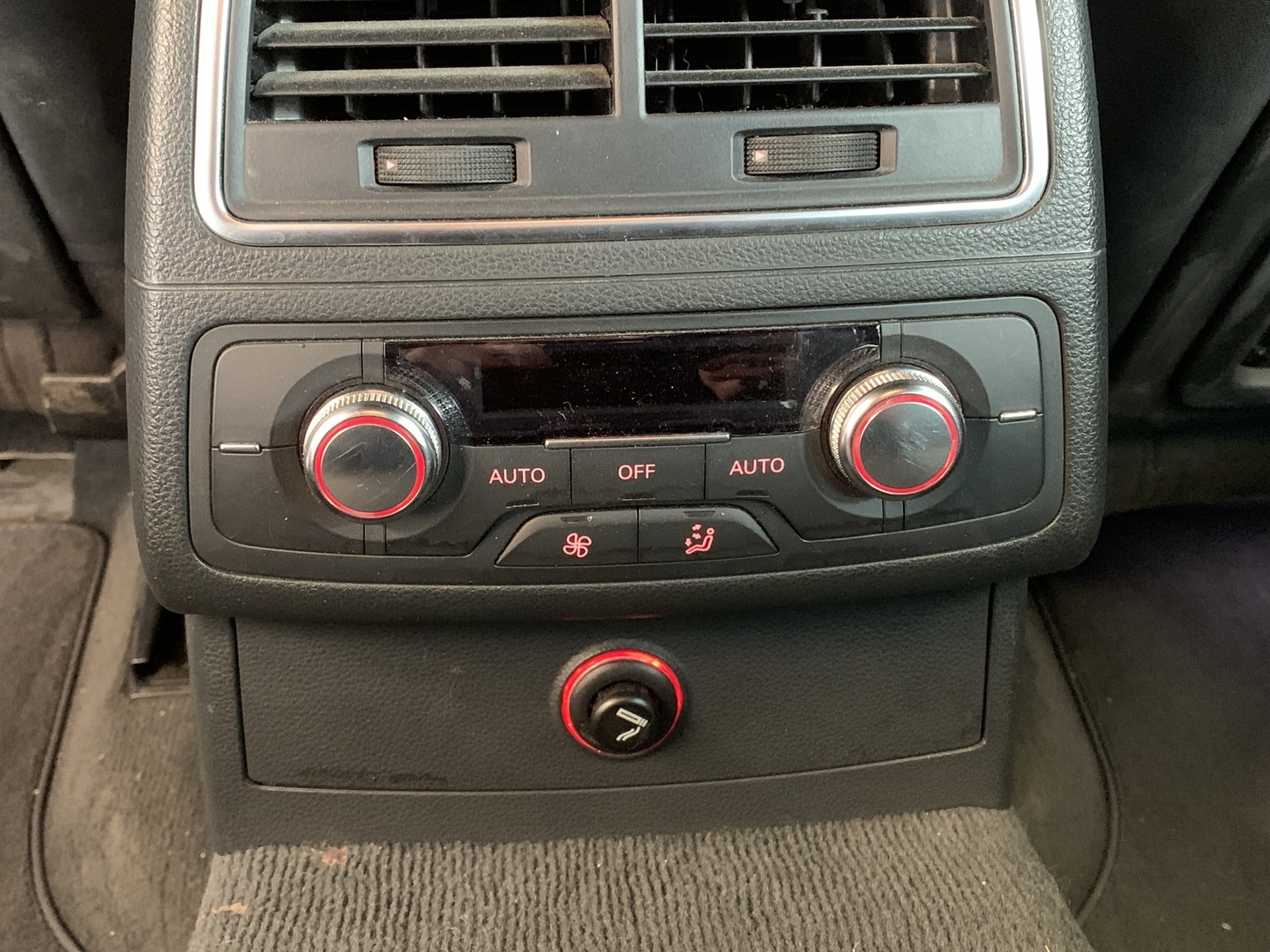 AUDI A6 2012