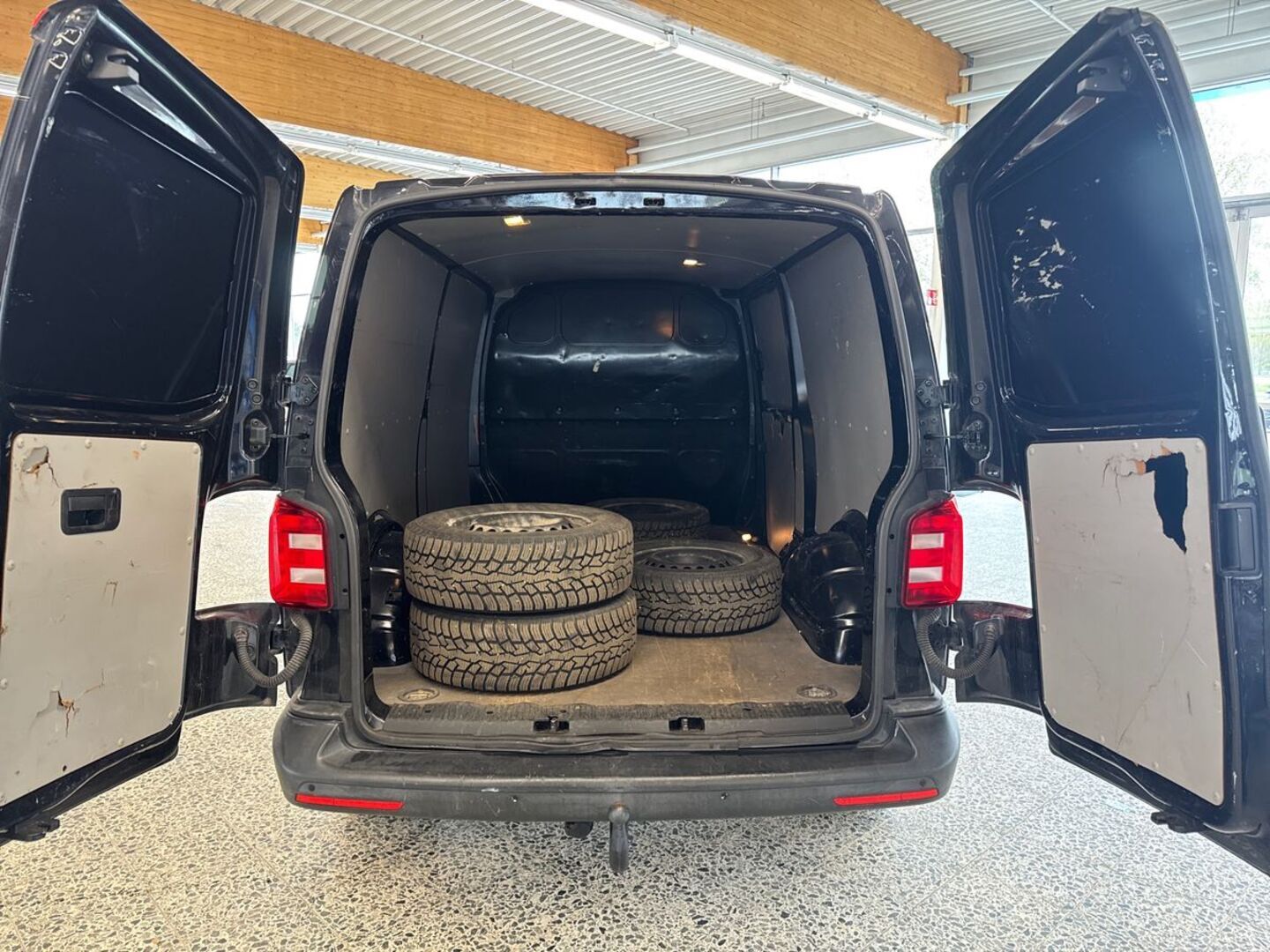 VOLKSWAGEN Transporter 2016