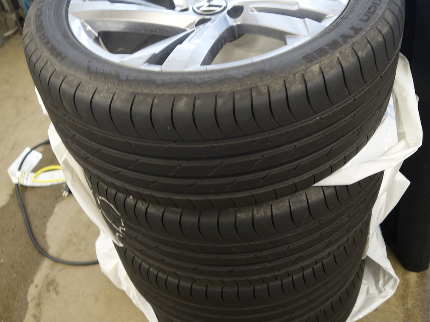 VOLKSWAGEN Tiguan 2022