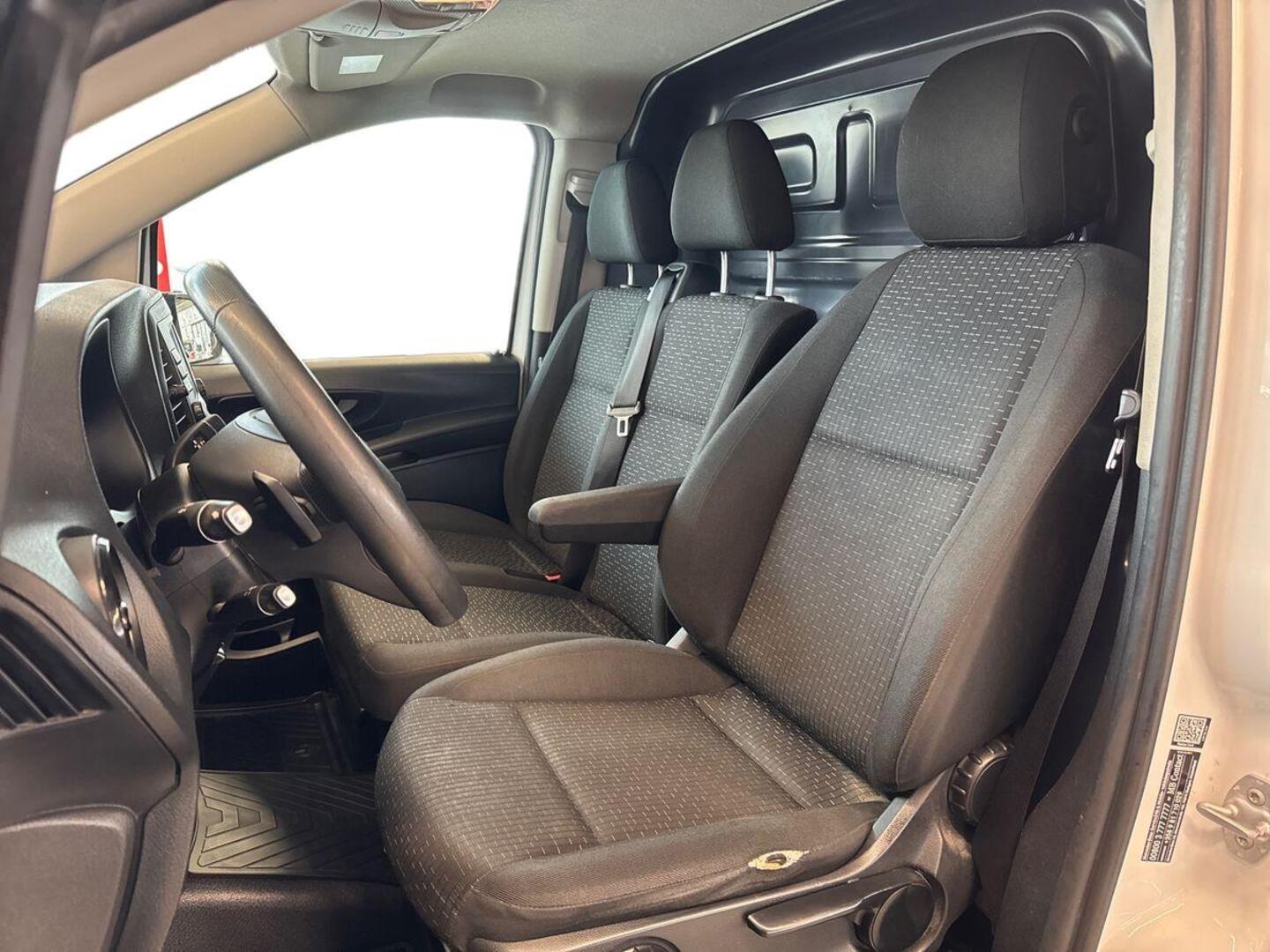 MERCEDES-BENZ Vito 11