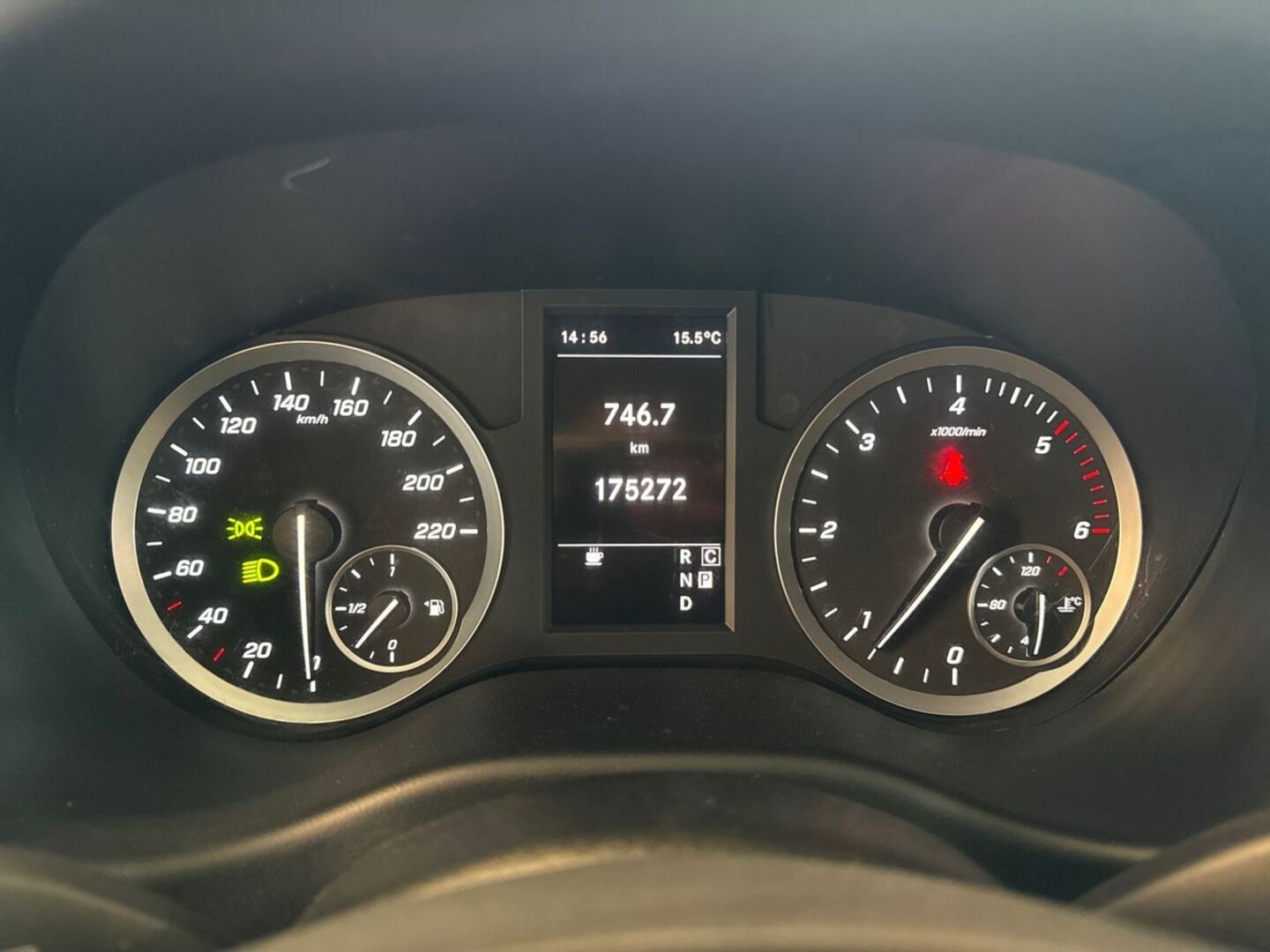 MERCEDES-BENZ Vito 3