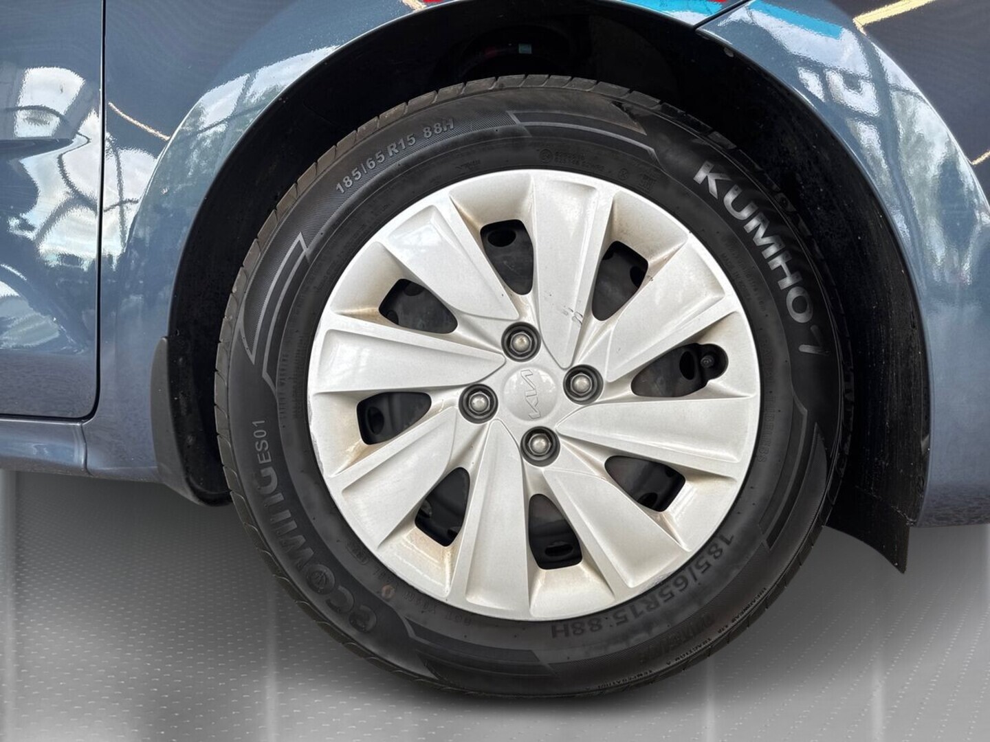 KIA Rio 13