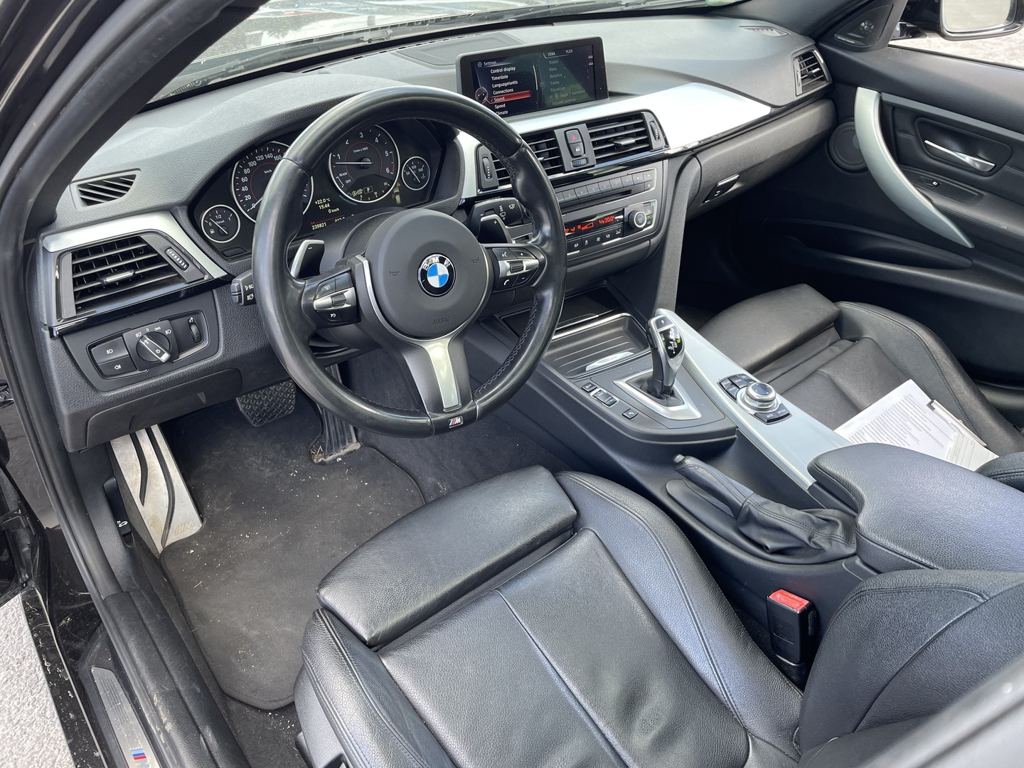 BMW 330 2013