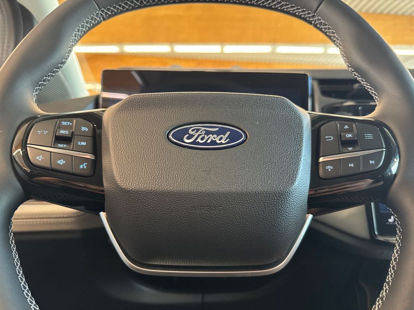 FORD Puma Gen-E 2025