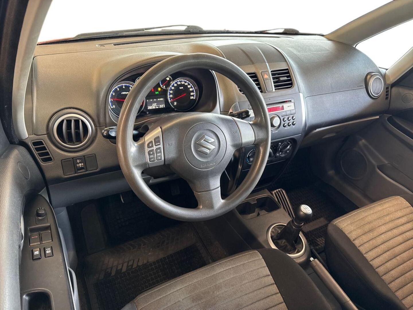SUZUKI SX4 2010
