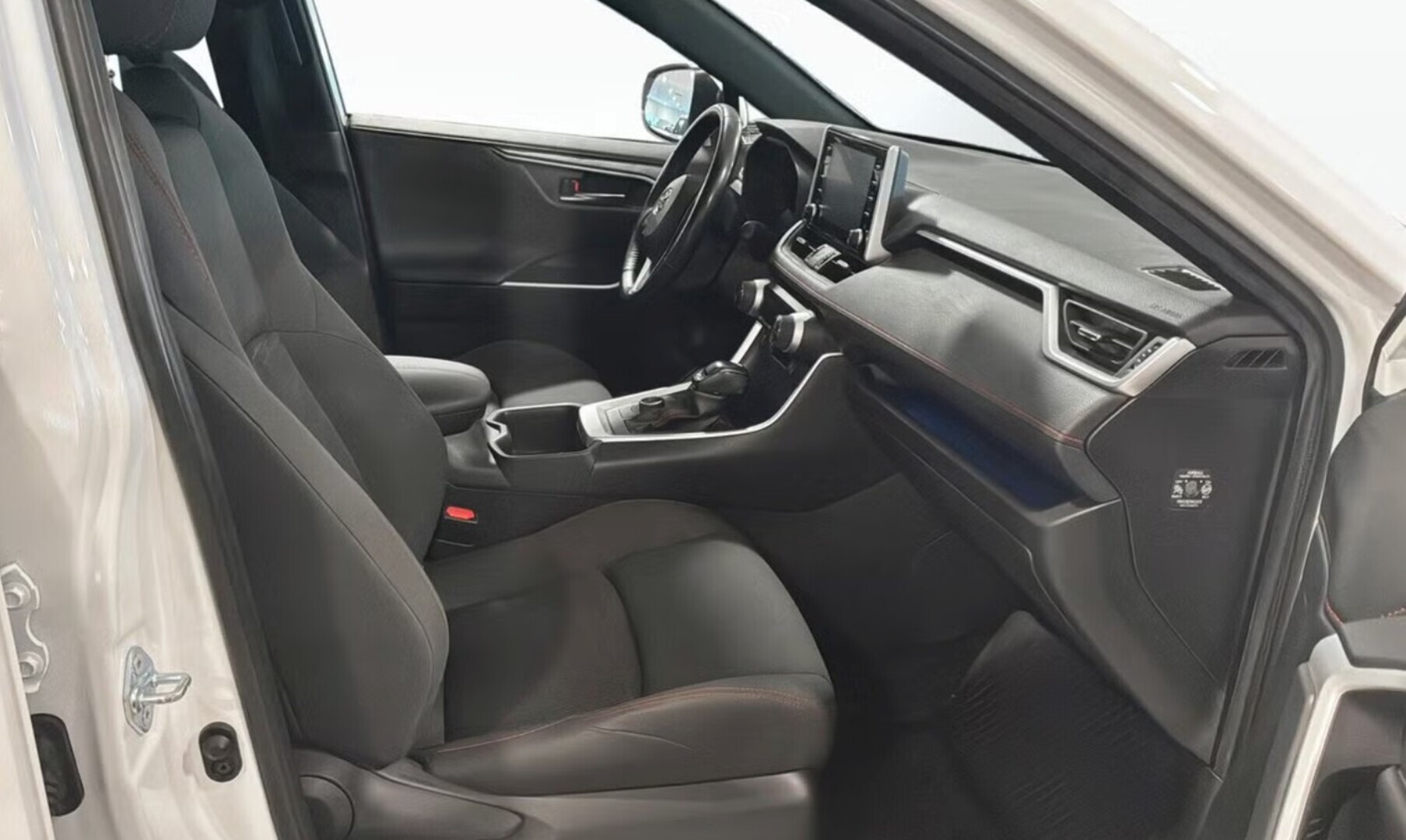 TOYOTA RAV4 Plug-in 3