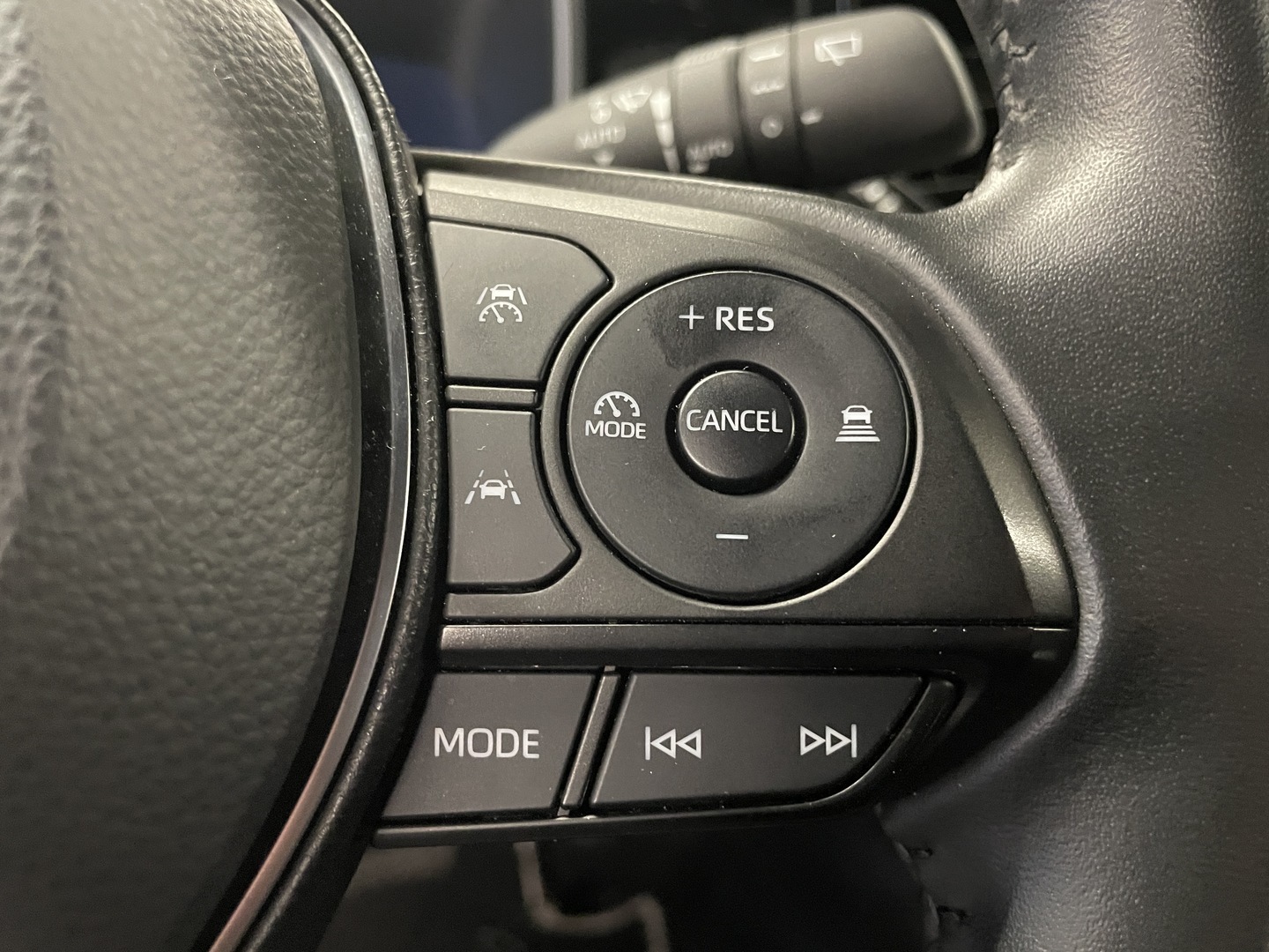 TOYOTA COROLLA 2024