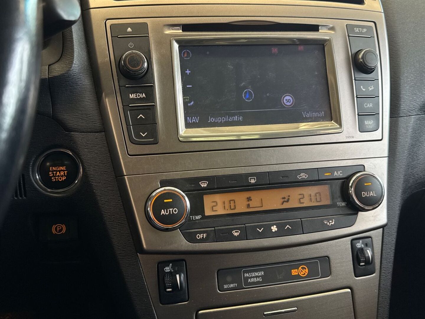 TOYOTA Avensis 15