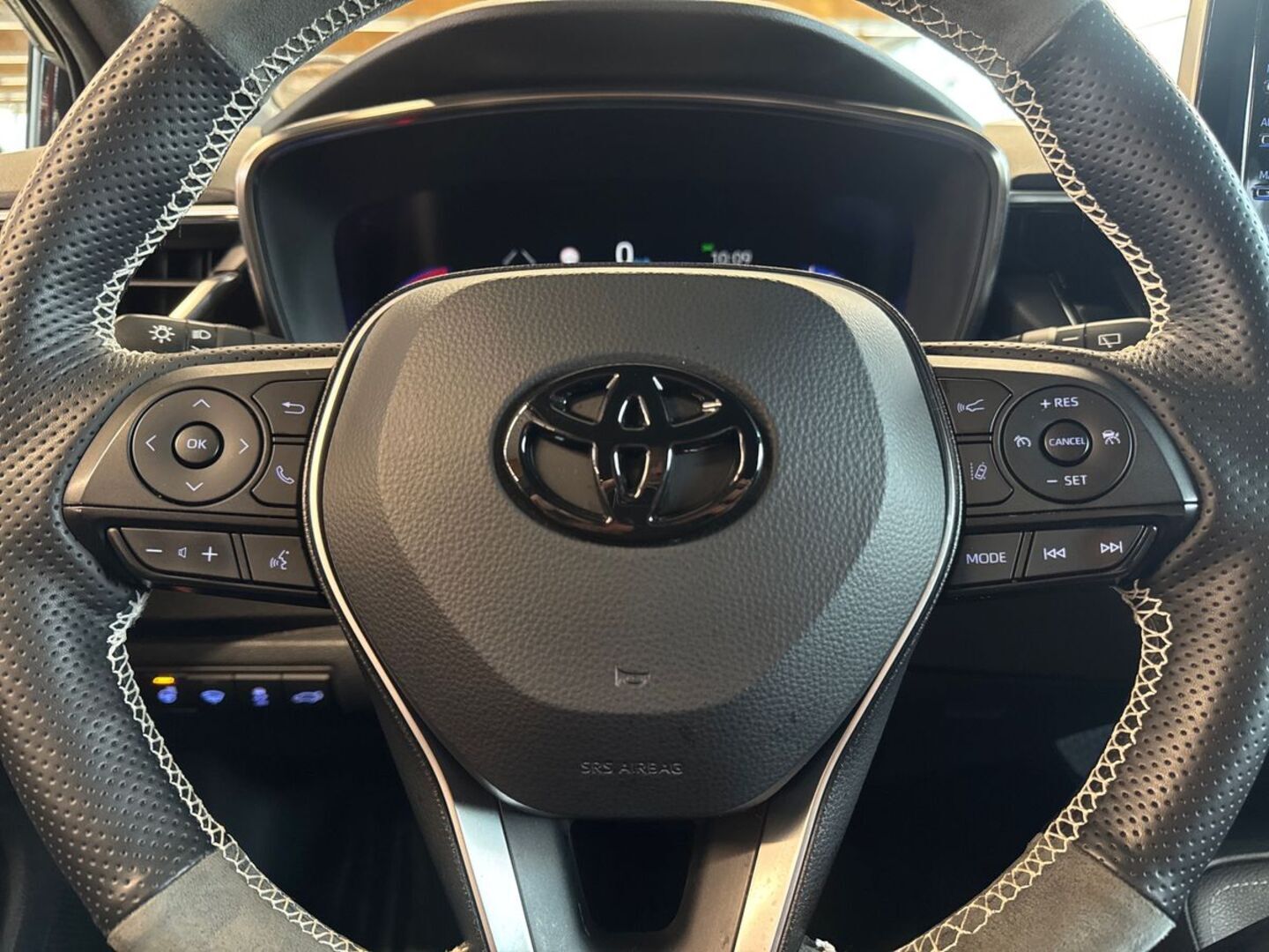 TOYOTA Corolla 15