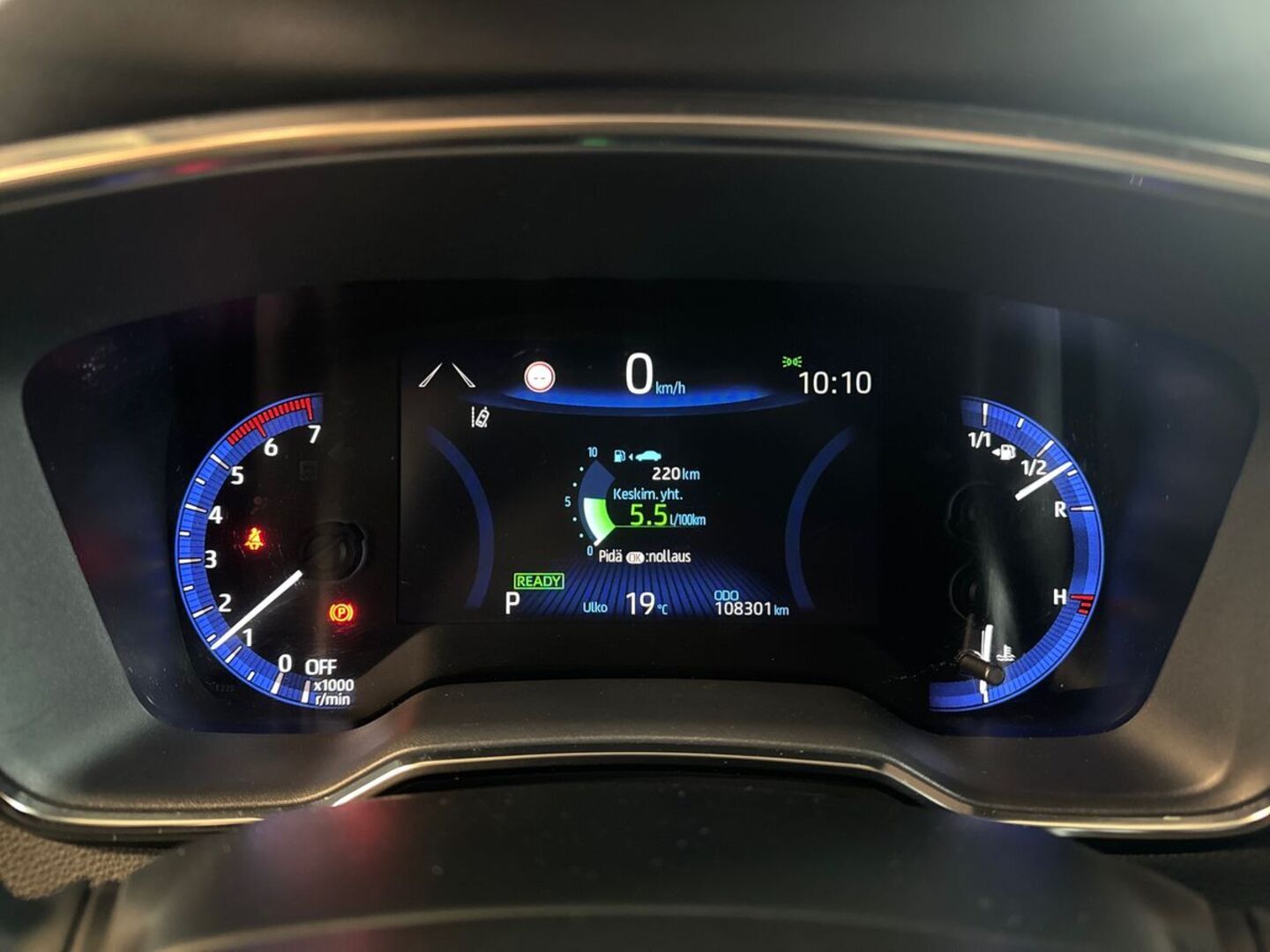 TOYOTA Corolla 17