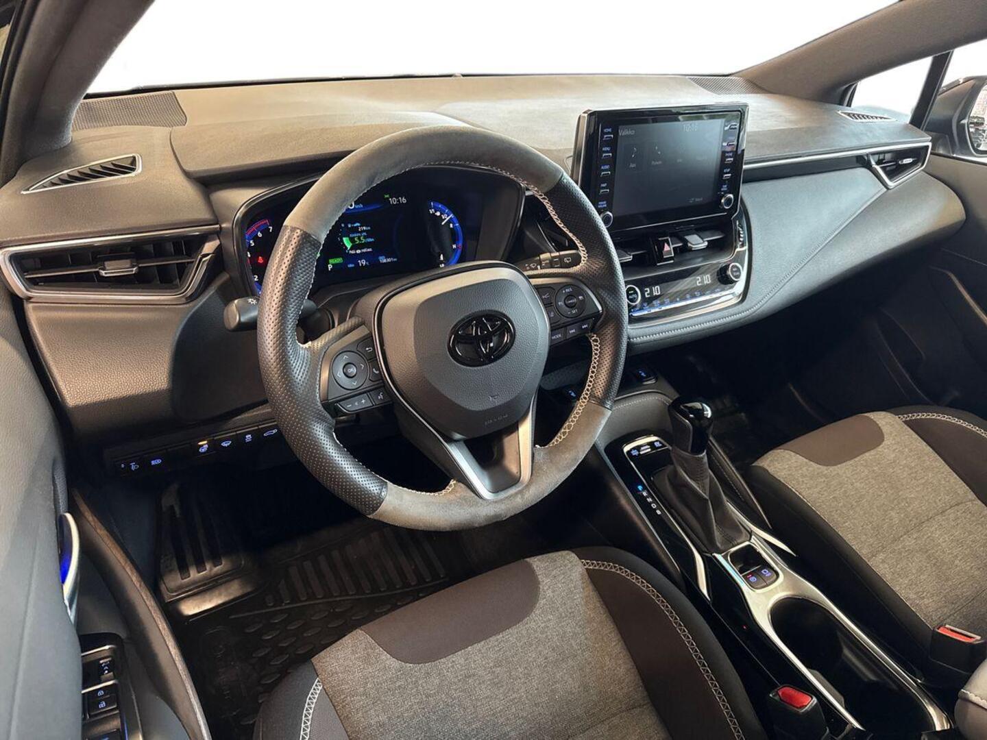 TOYOTA Corolla 7
