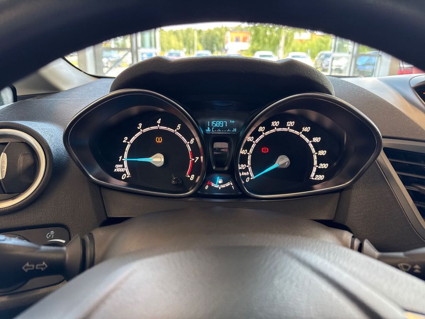 FORD Fiesta 17