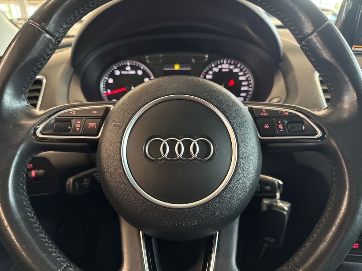 AUDI Q3 15