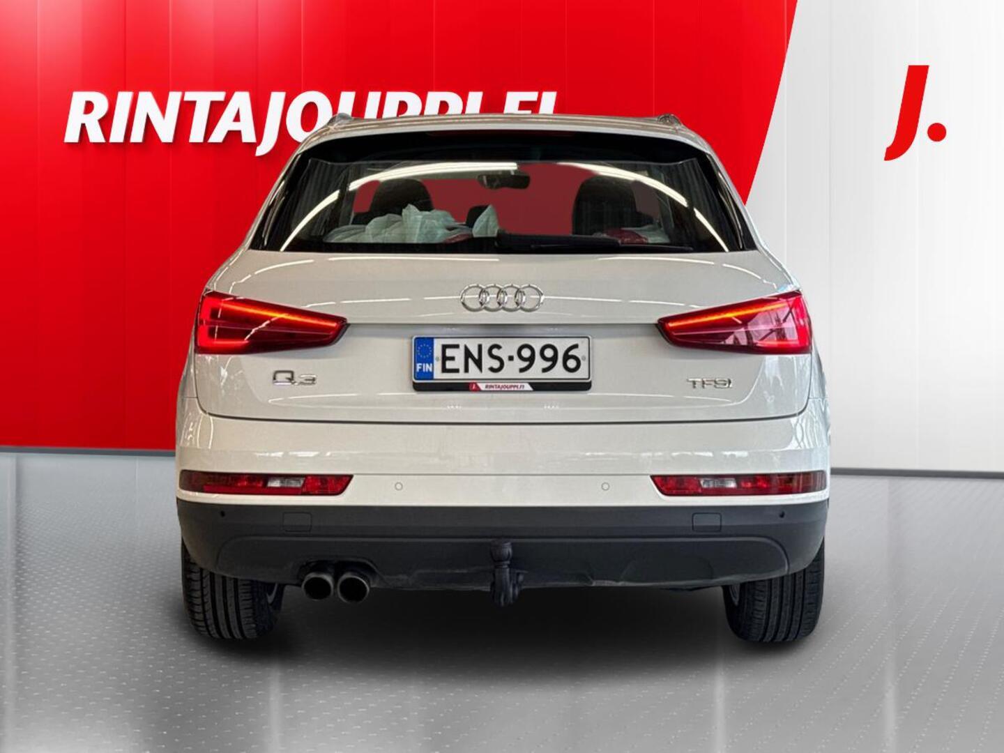 AUDI Q3 5