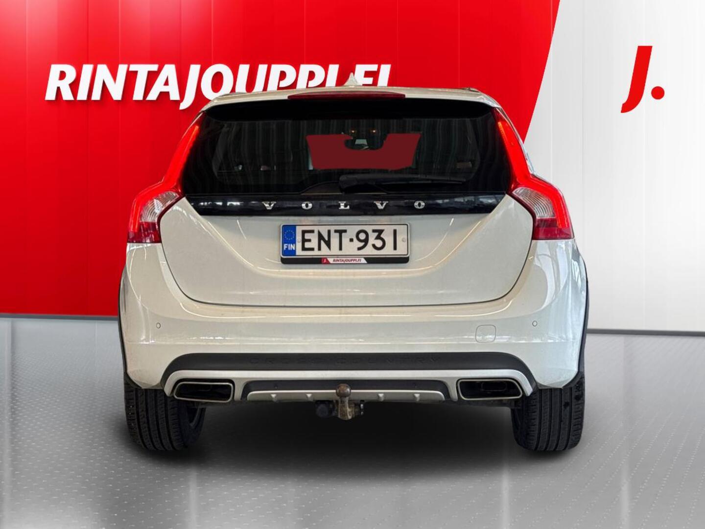 VOLVO V60 Cross Country 2015