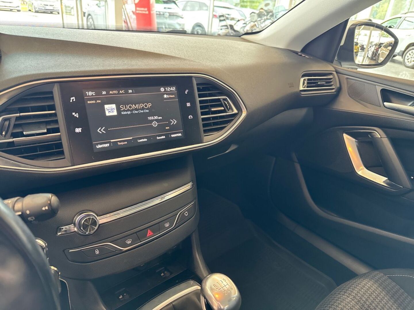 PEUGEOT 308 2018