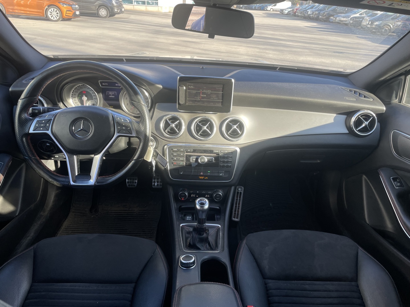 MERCEDES-BENZ GLA 2014