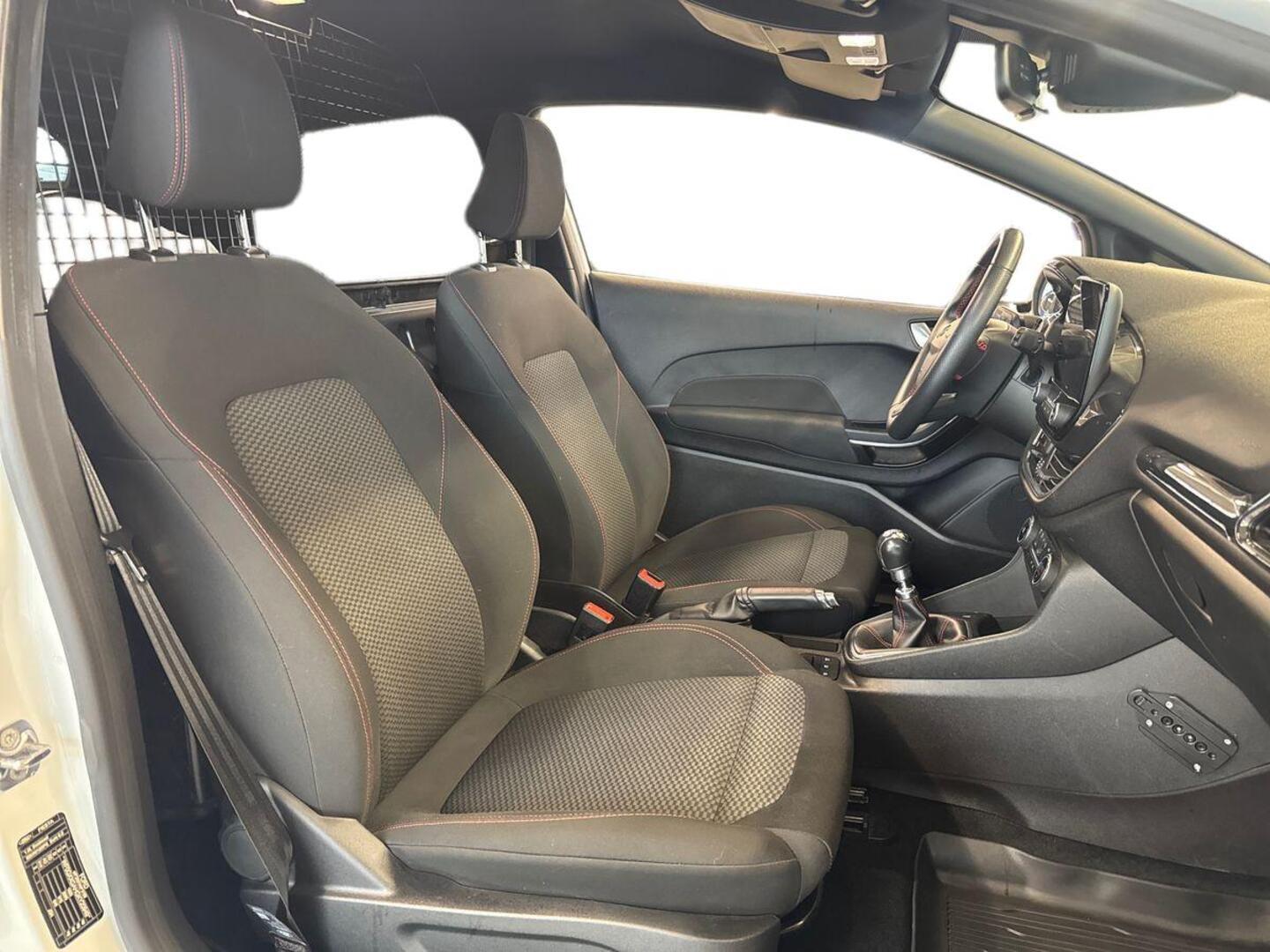 FORD Fiesta Van 2020