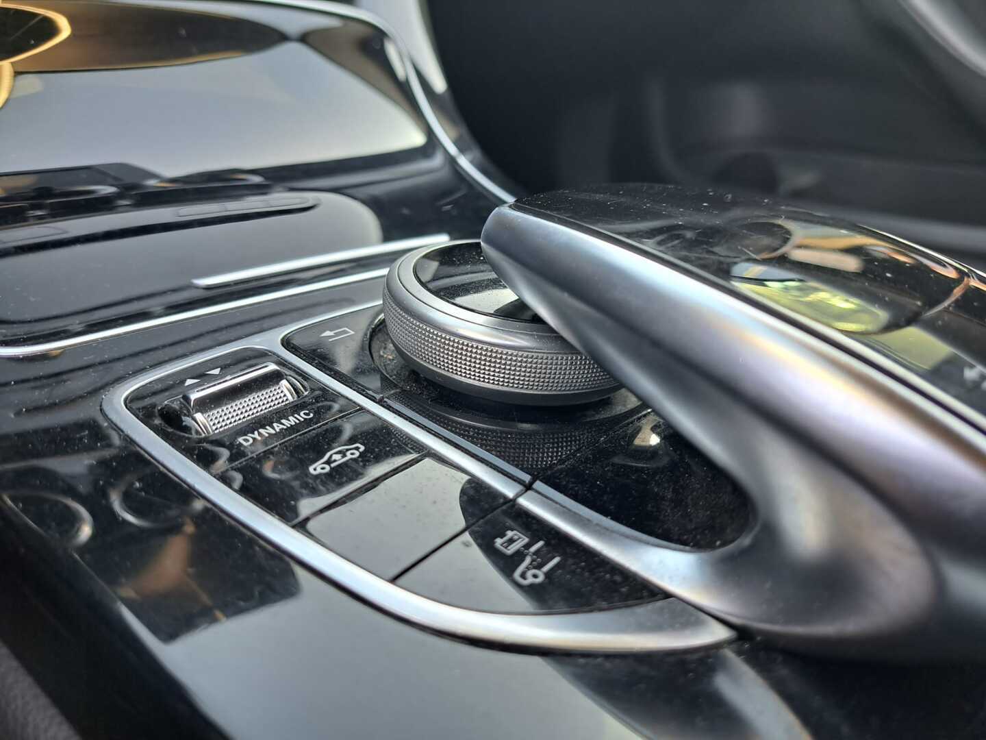 MERCEDES-BENZ C 2016
