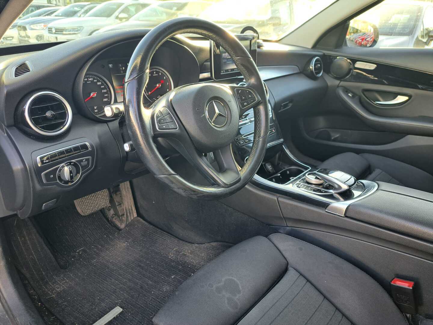 MERCEDES-BENZ C 2016