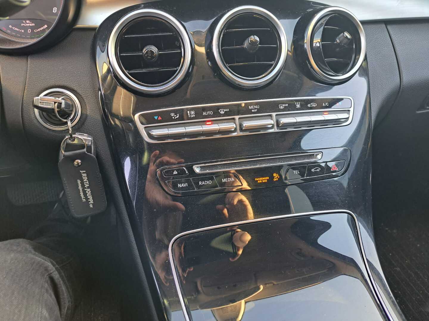 MERCEDES-BENZ C 2016