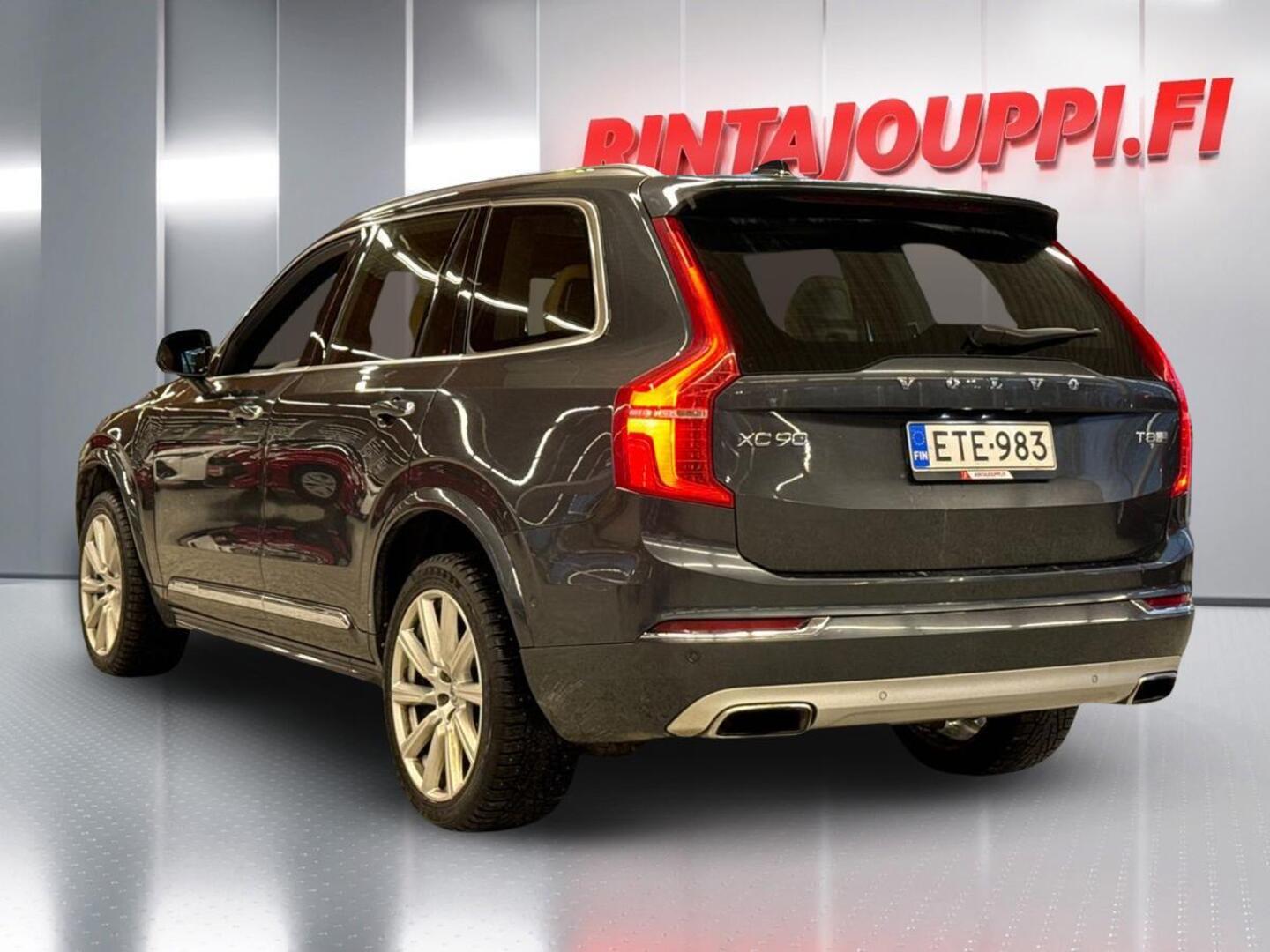 VOLVO XC90 2016