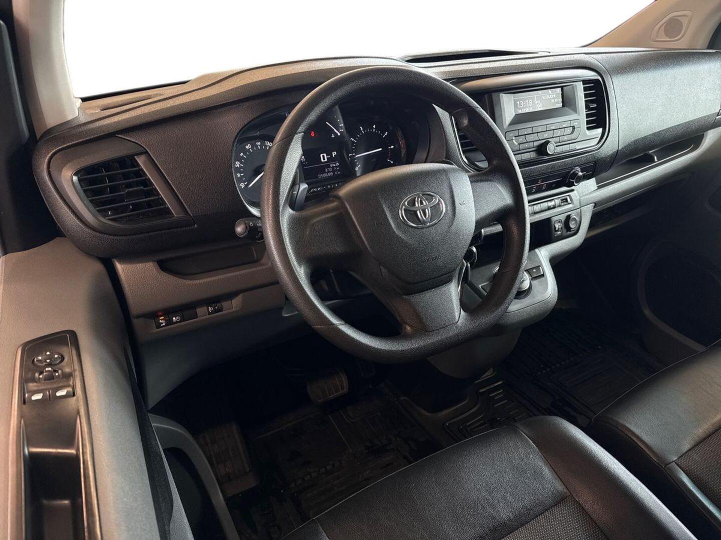 TOYOTA Proace 2020