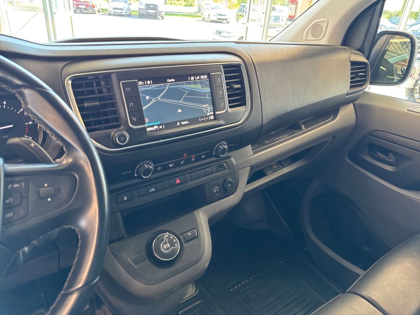 TOYOTA Proace 12