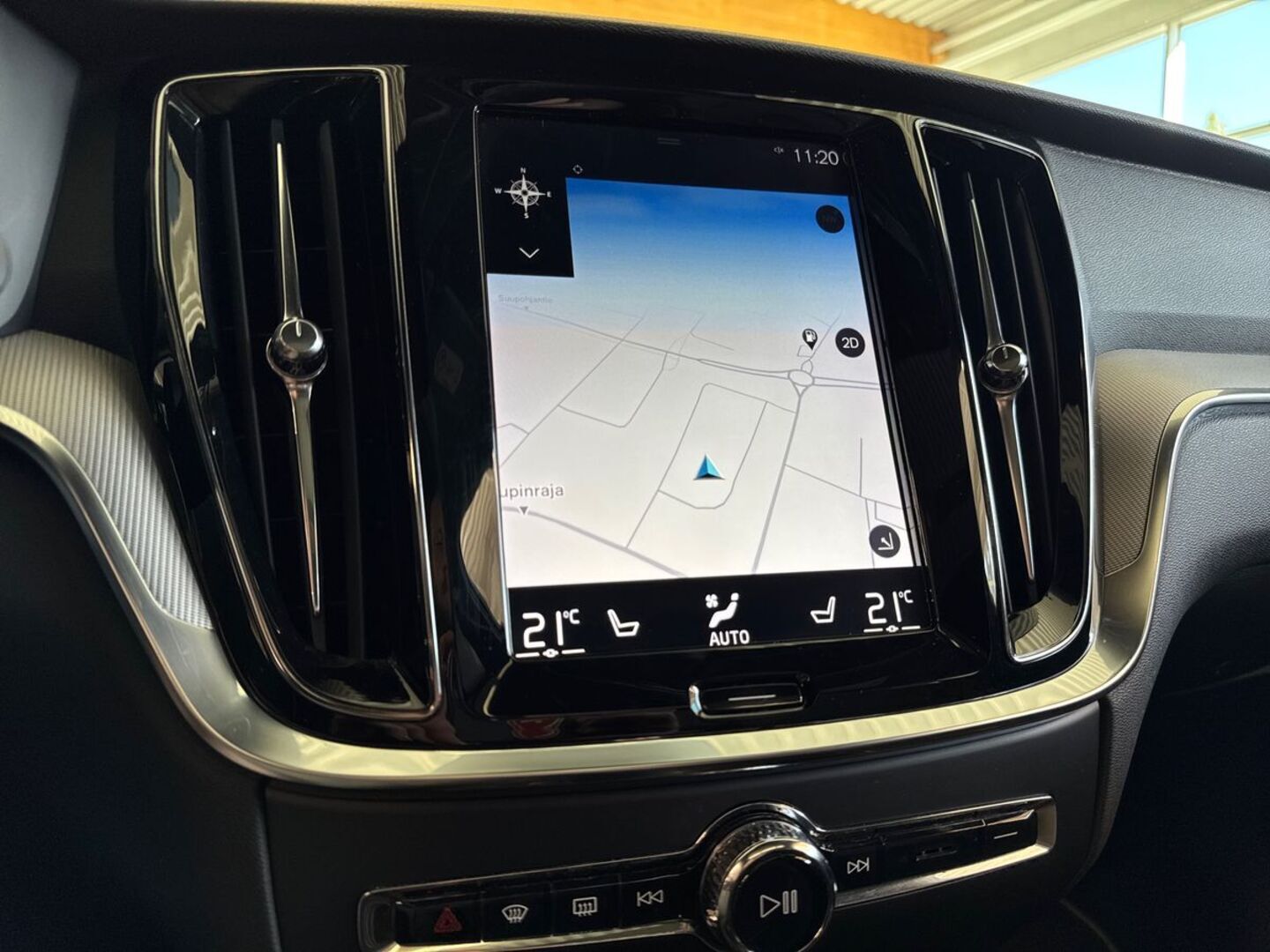 VOLVO S60 19