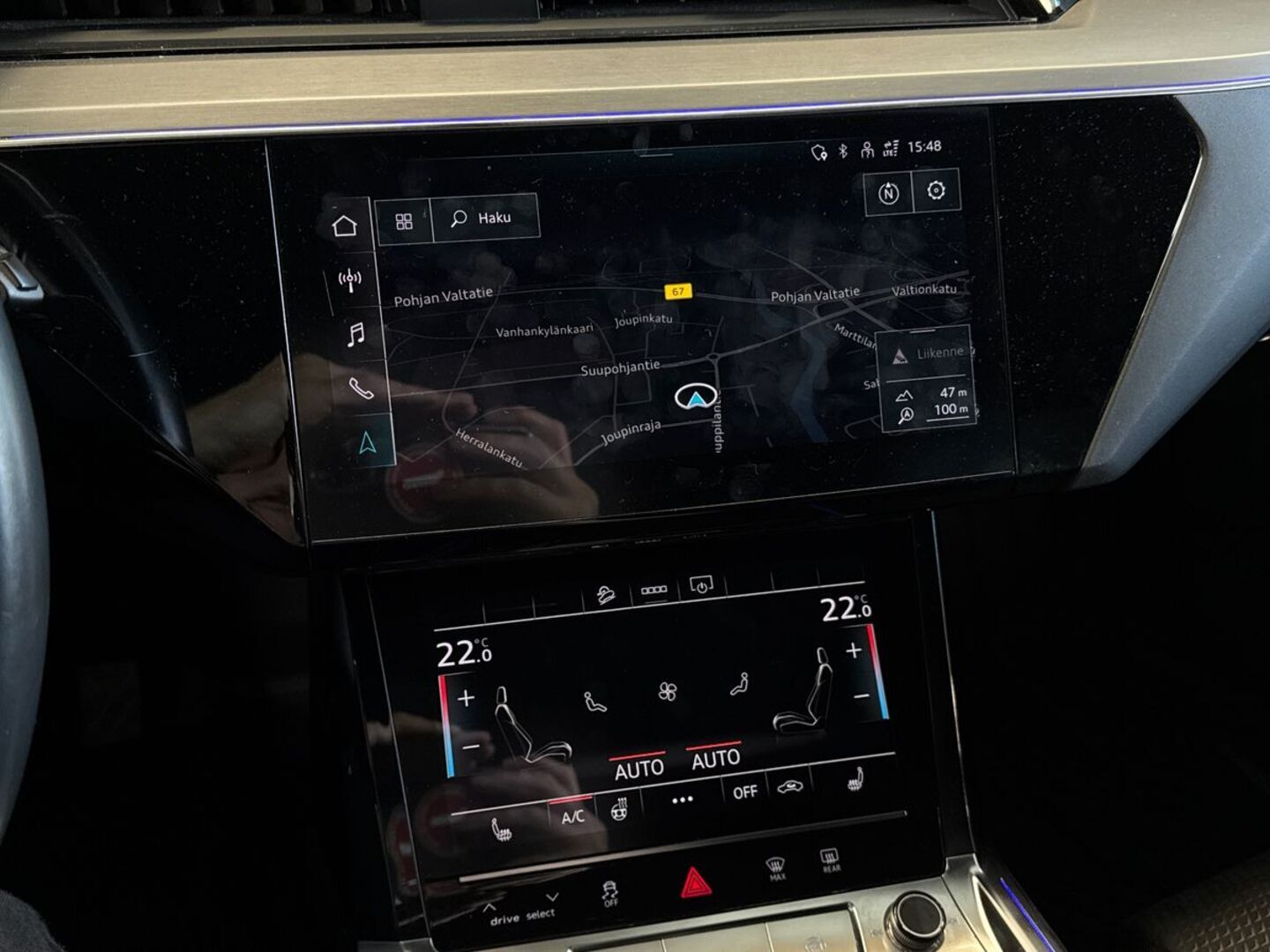 AUDI e-tron 18