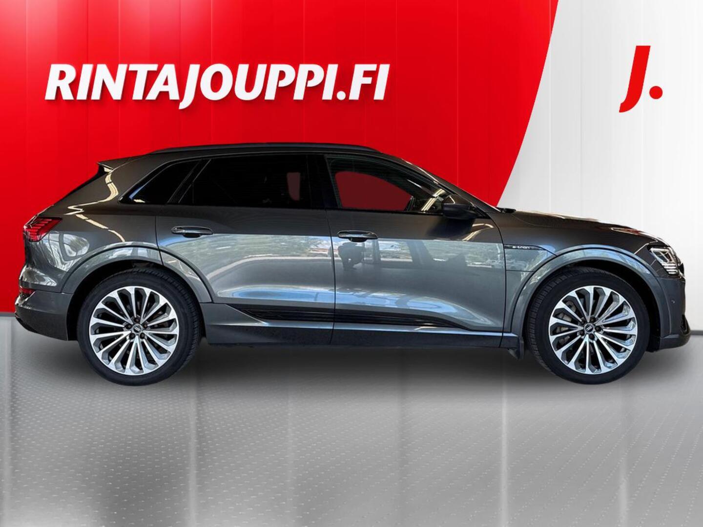 AUDI e-tron 6