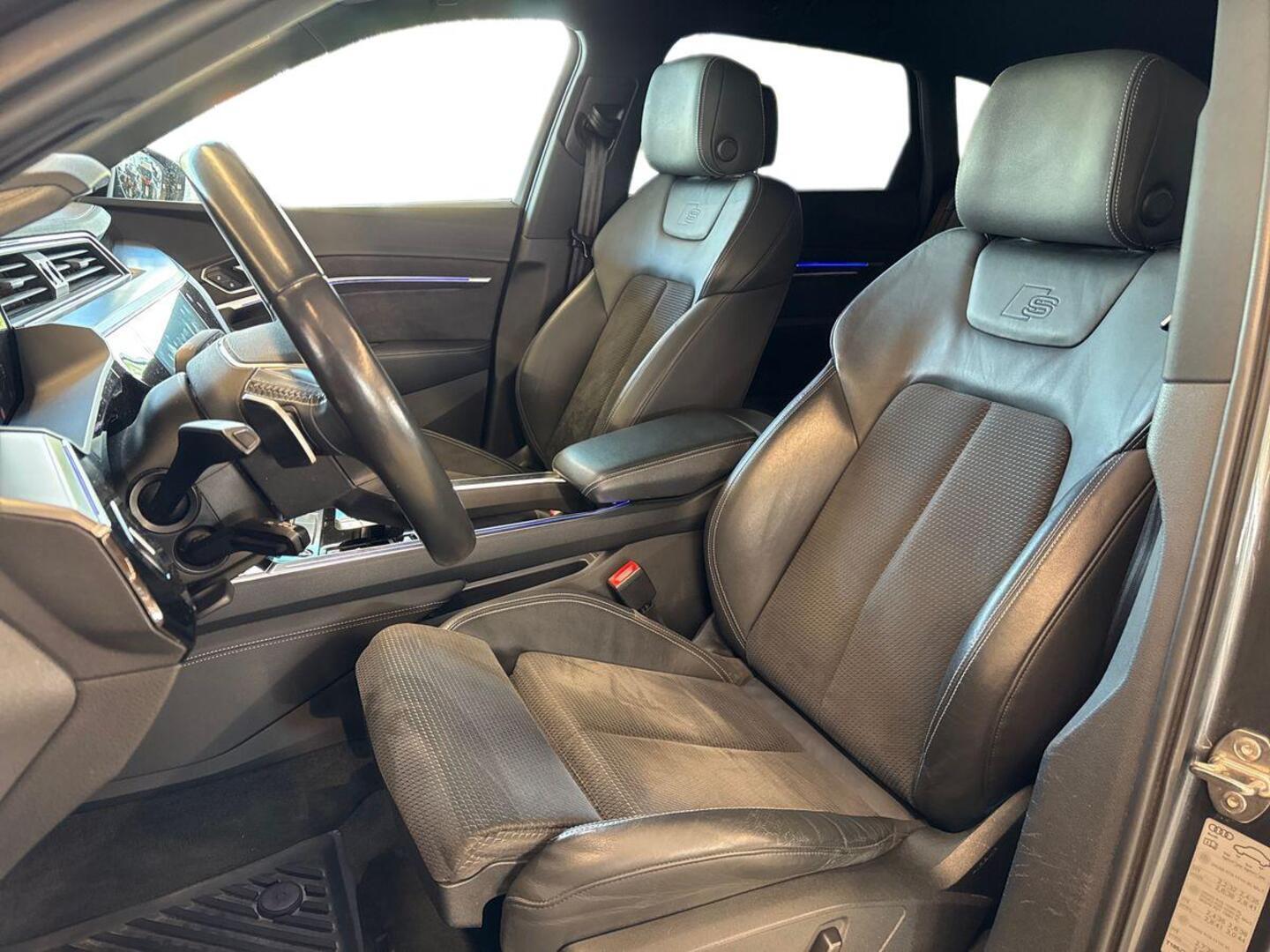 AUDI e-tron 9