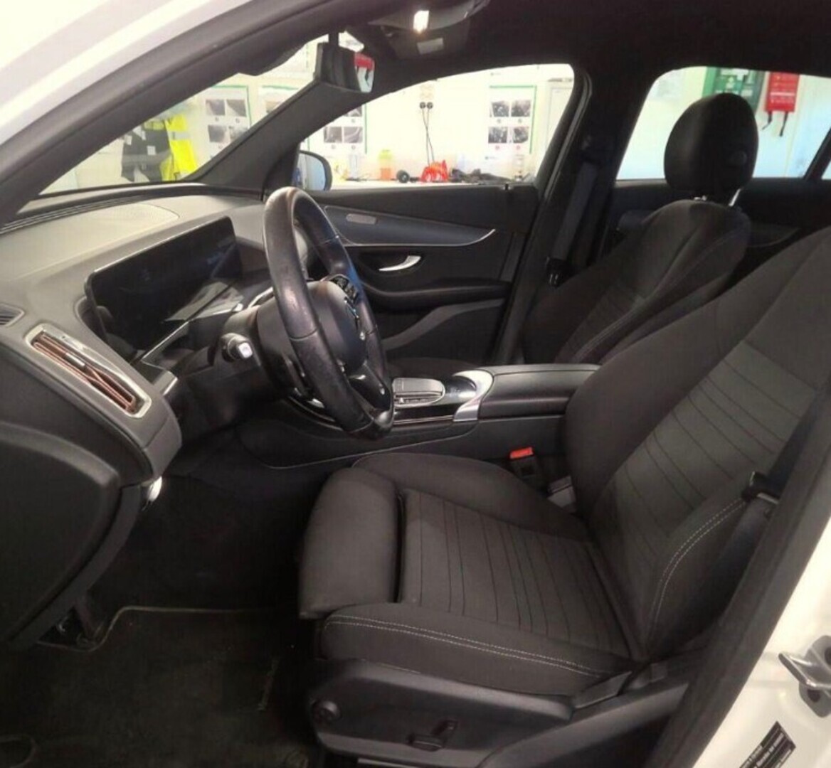 MERCEDES-BENZ EQC 2022