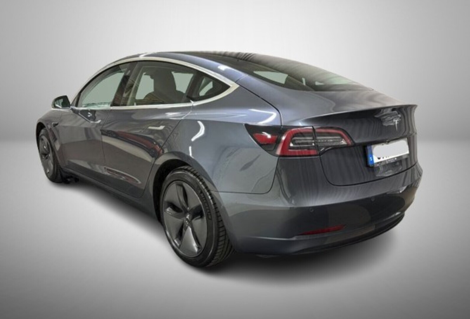 TESLA Model 3 2019
