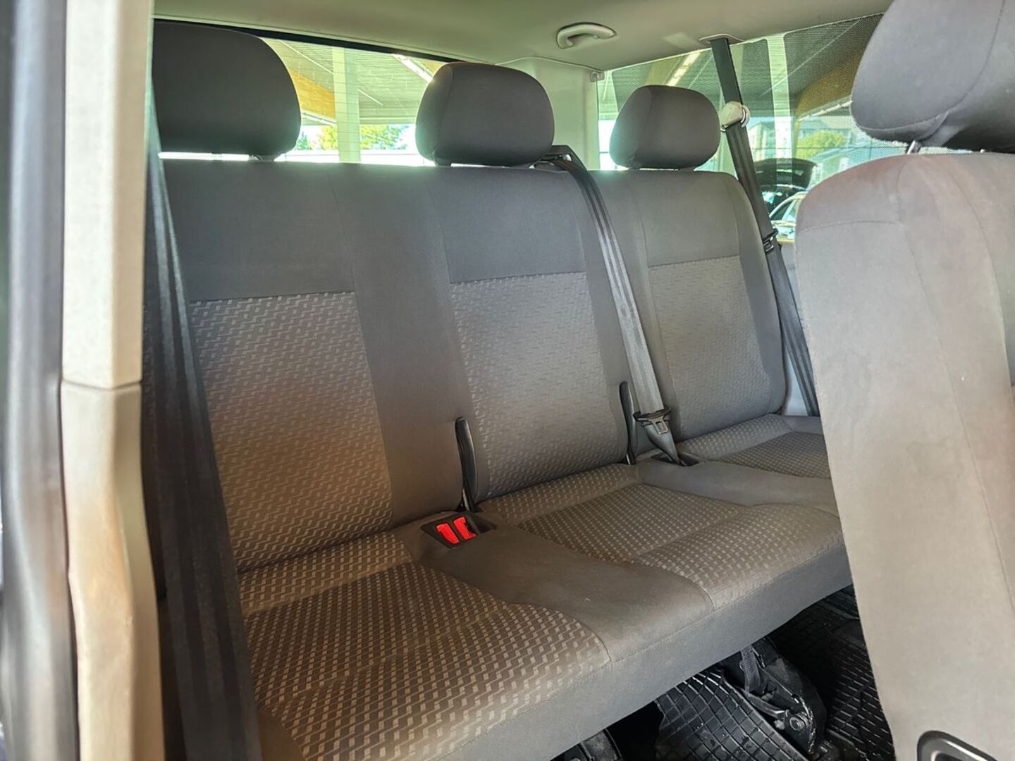 VOLKSWAGEN Caravelle 2010