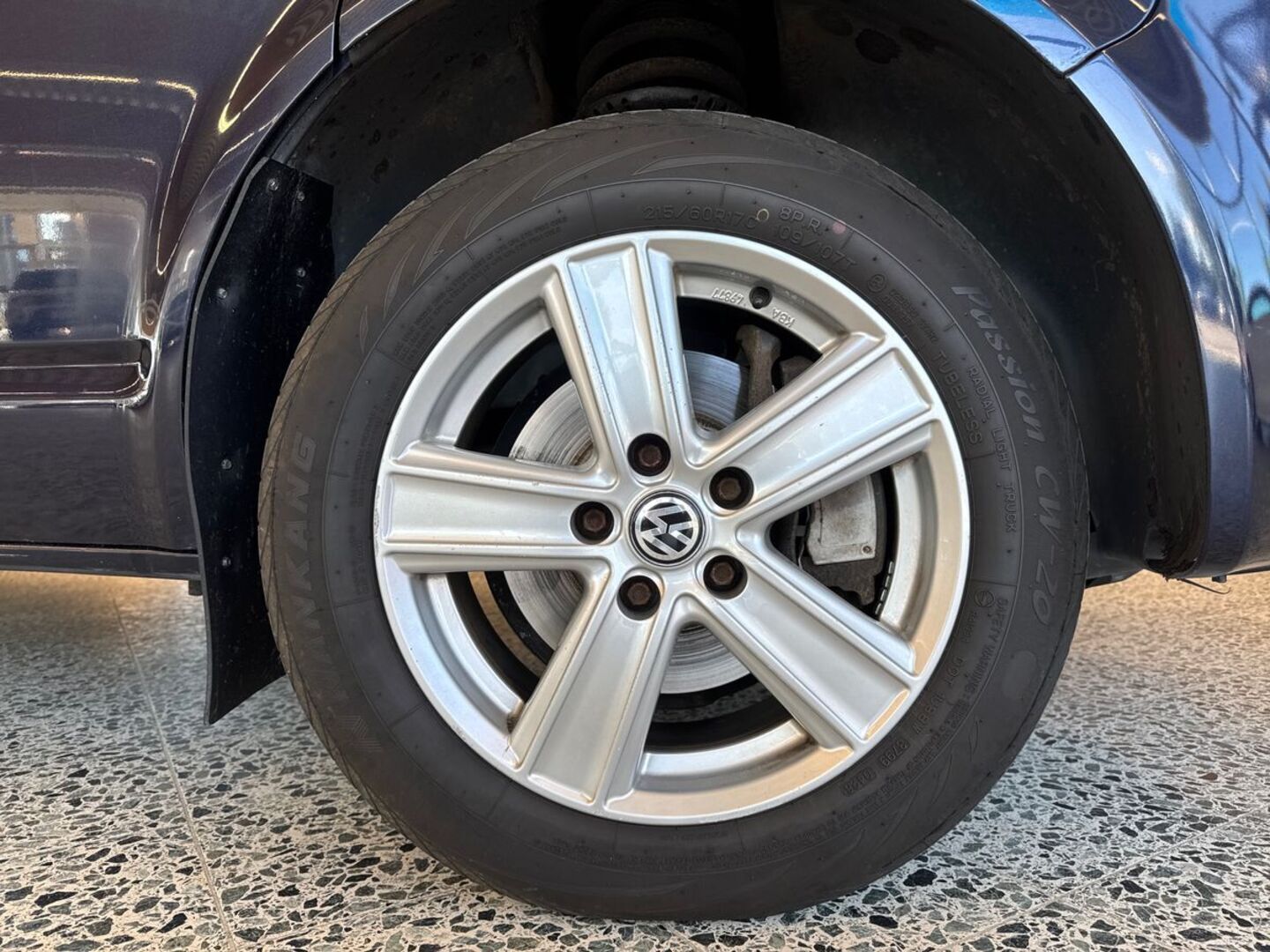 VOLKSWAGEN Caravelle 2010