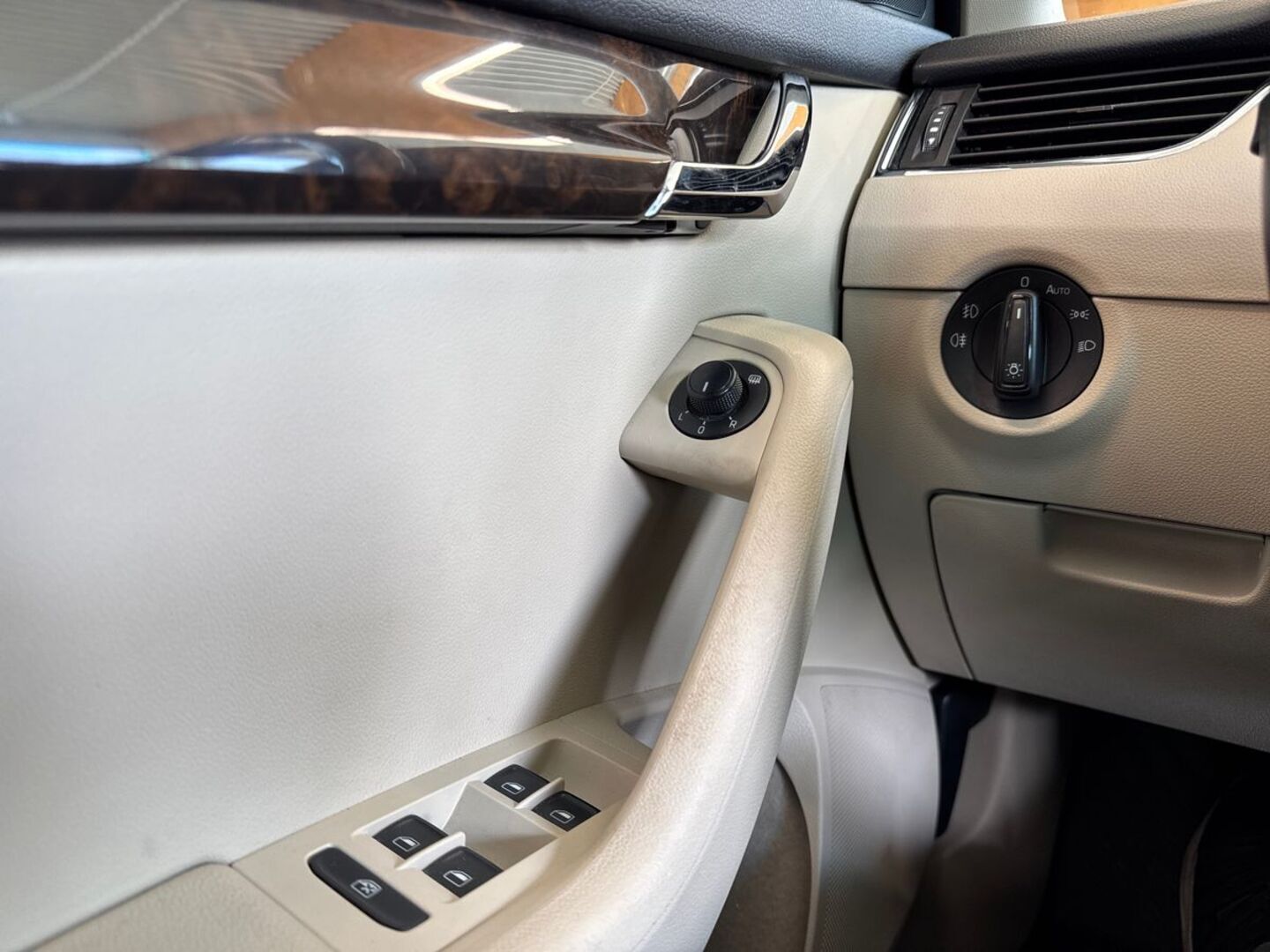 SKODA Octavia 18