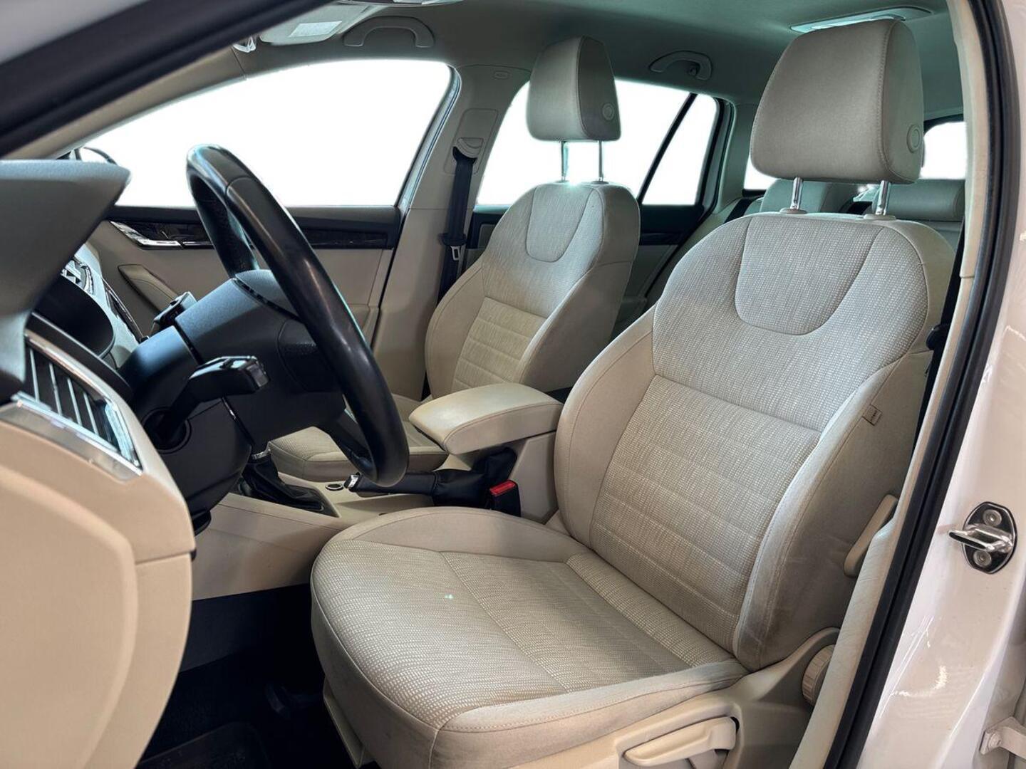 SKODA Octavia 9