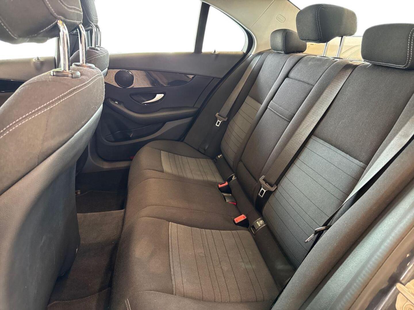 MERCEDES-BENZ C 2015